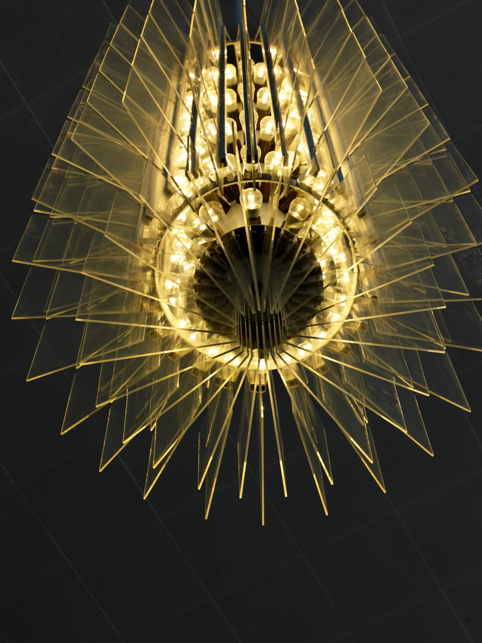 beleuchtungssanierung in der denkmalgeschutzten konzerthalle bad salzuflen