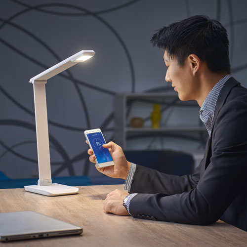 Philips EyeCare connected desk lamp