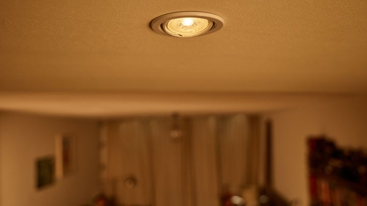 Philips classic LED spot DimTone low