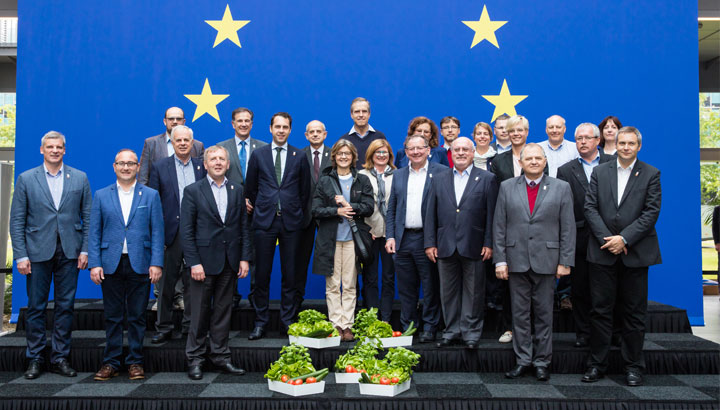 EU Agriculture Ministers visit Philips Lighting's GrowWise Center