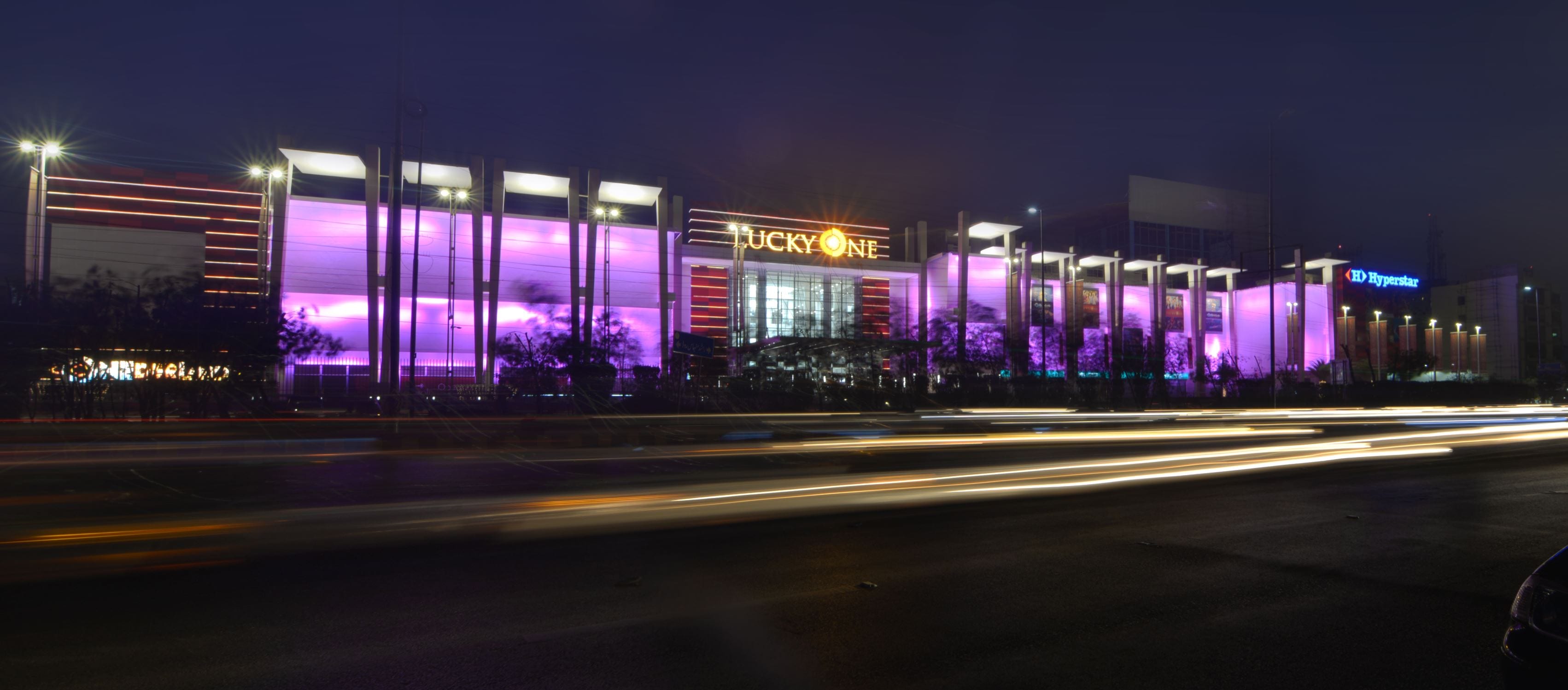 Attention shoppers dazzling LED makeover for Karachi’s iconic new shopping mall Philips Lighting