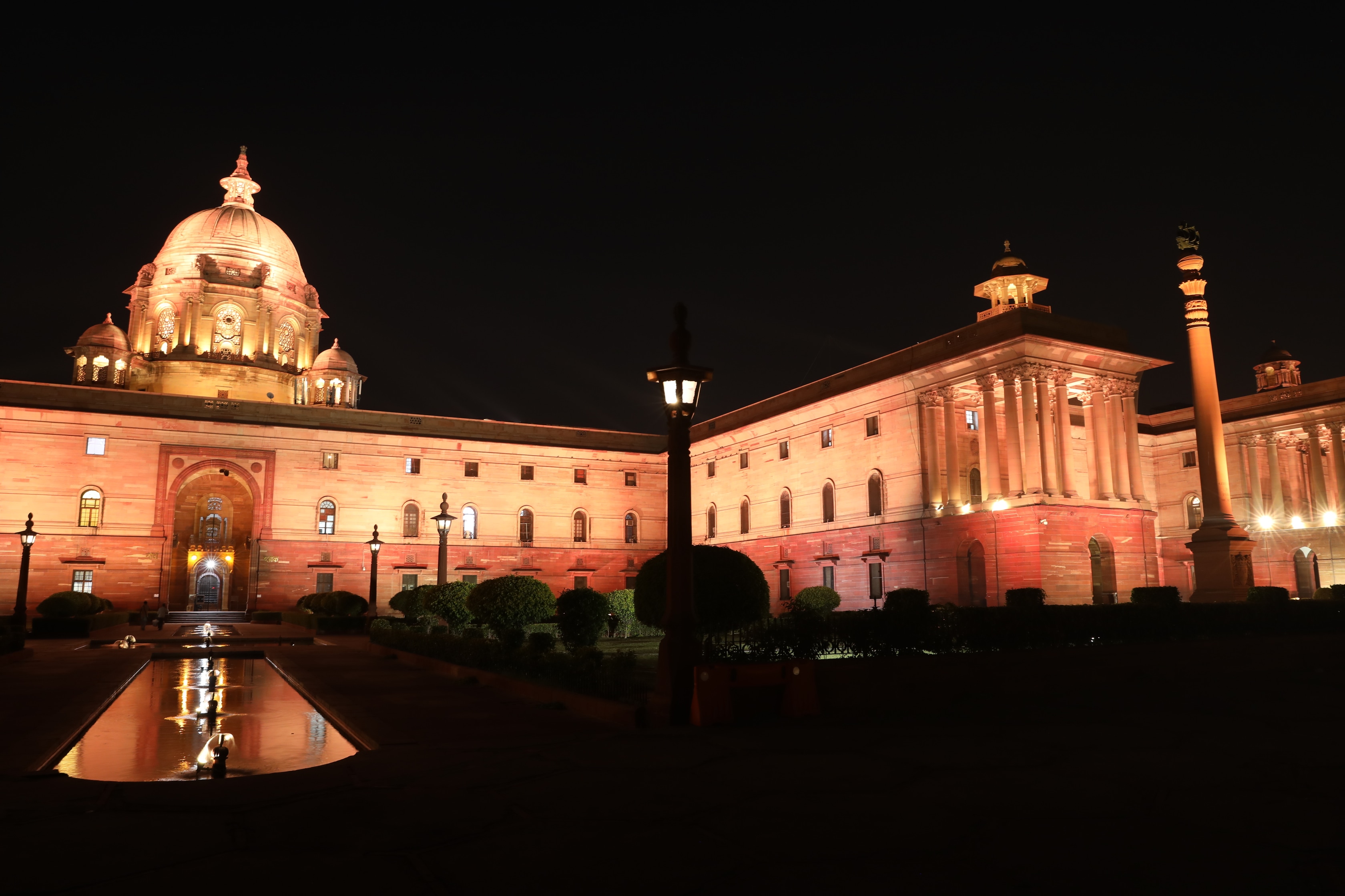 Philips Lighting casts a new light on North and South Block of Central