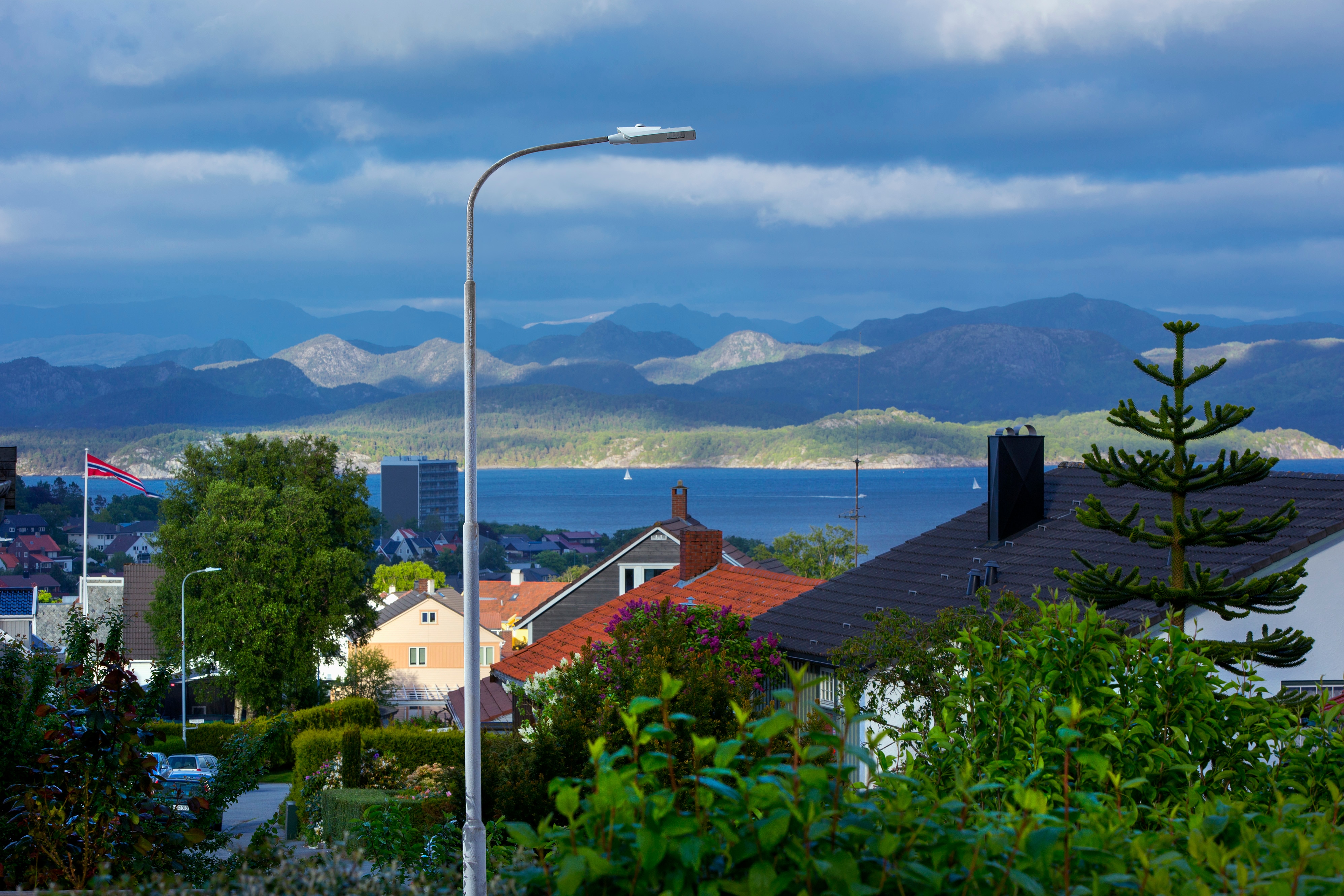 novel Oar shake Western Norway gets connected with Philips Lighting for its 'Smart City'  initiative - Philips Lighting