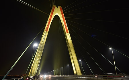 Philips Lighting The Nhật Tân Bridge