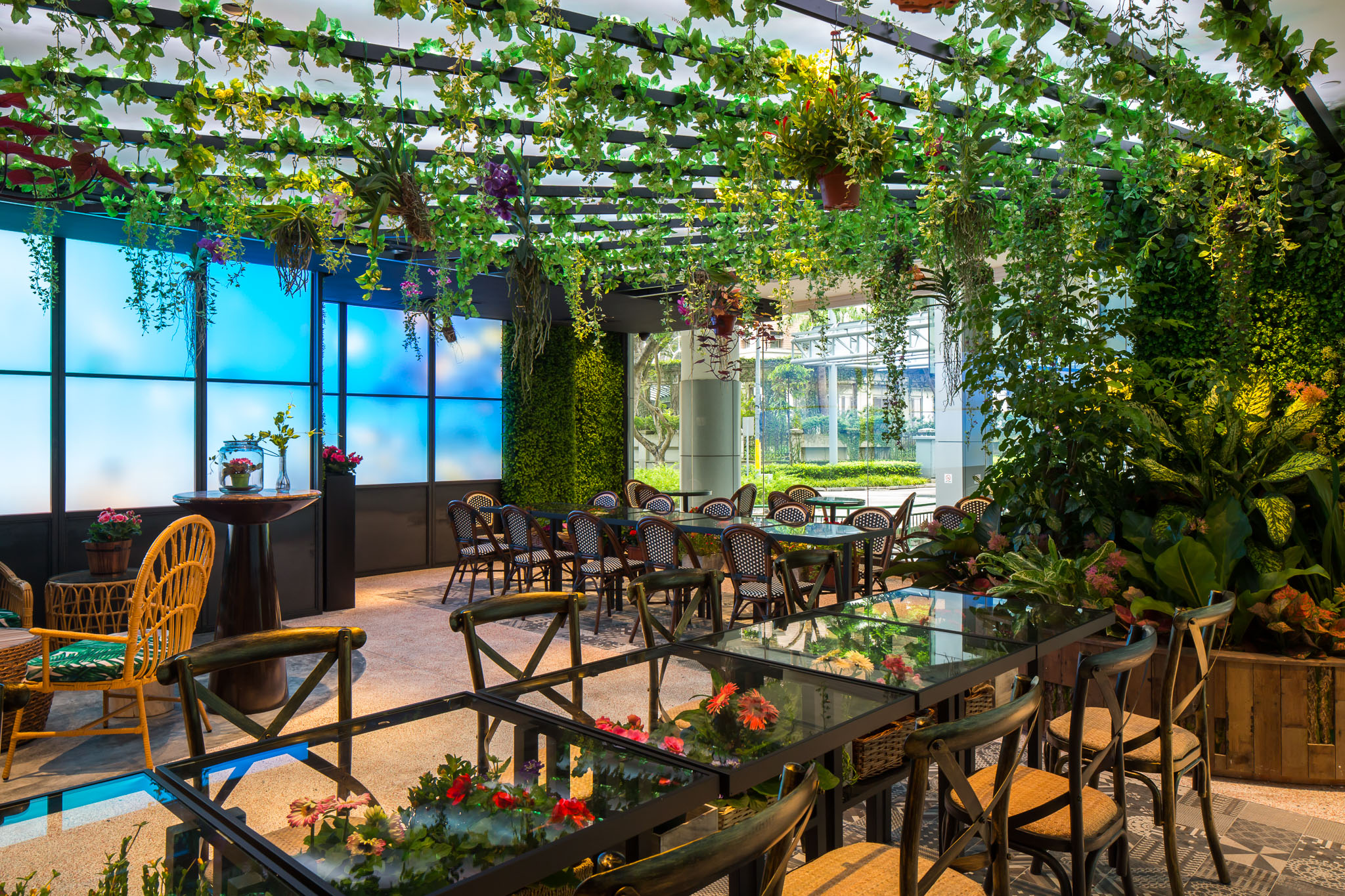 Food Enlighten Your Culinary Experience At Picnic Singapore Philips Lighting Picnic Singapore Garden Overview High Res