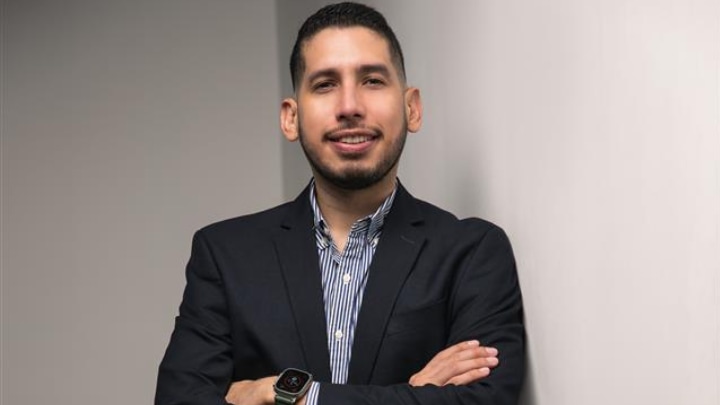 Arturo Santos - Investor Relations Officer