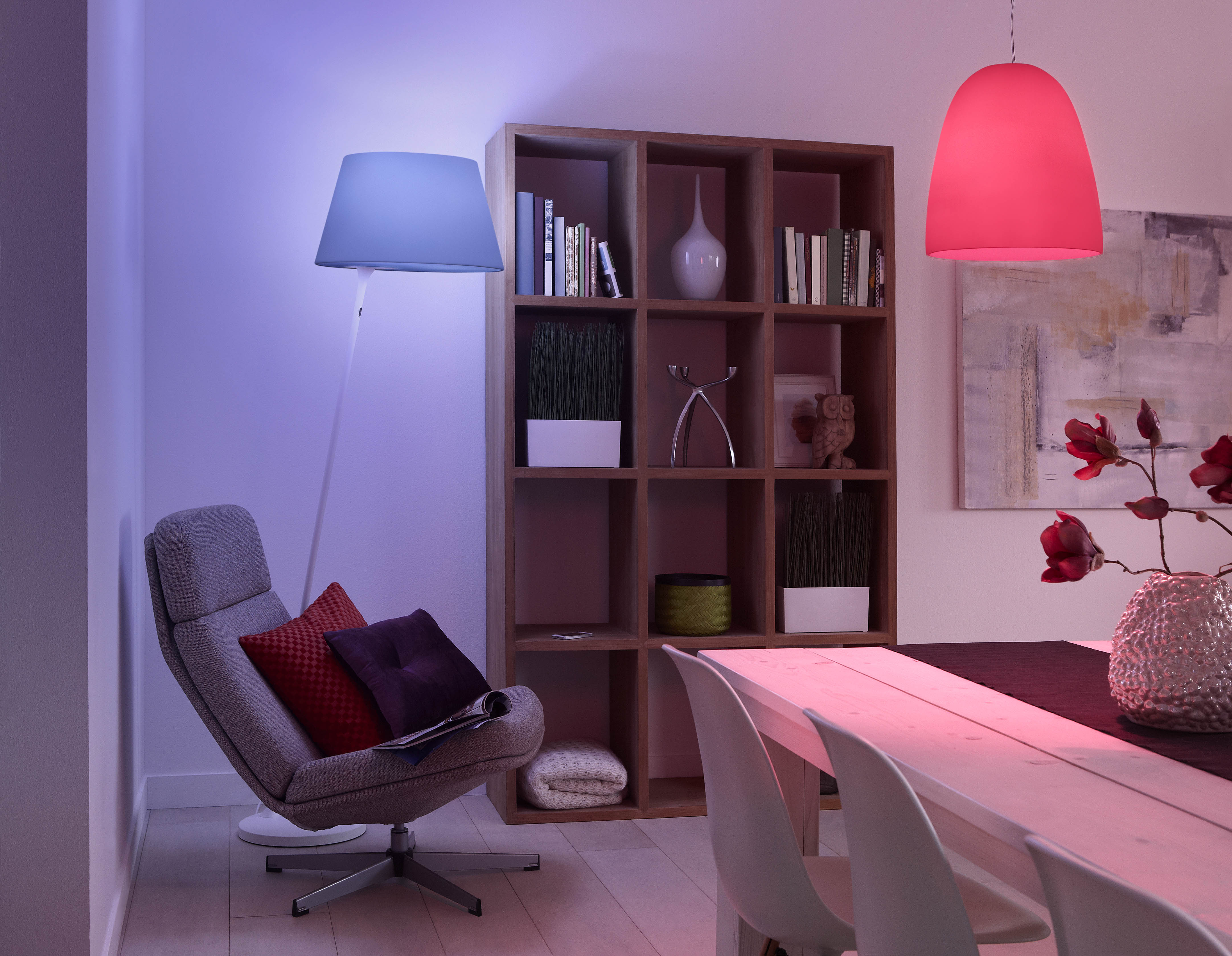 . bagageruimte veiling Philips announces the next phase of its connected lighting journey and  upgrades Philips Hue making it even smarter
