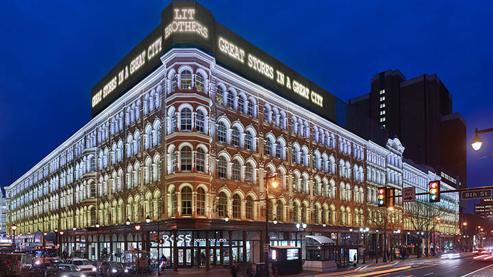 Lige pulver Gymnastik Philips Lighting and The Lighting Practice revitalize iconic Lit Brothers  Building