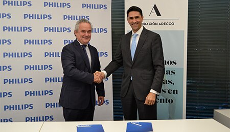 Philips Lighting y la Fundación Adecco firman un acuerdo para promover la inserción laboral de las personas con discapacidad 1
