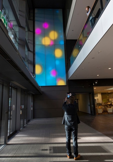 LuminousTextile_DresdenMall