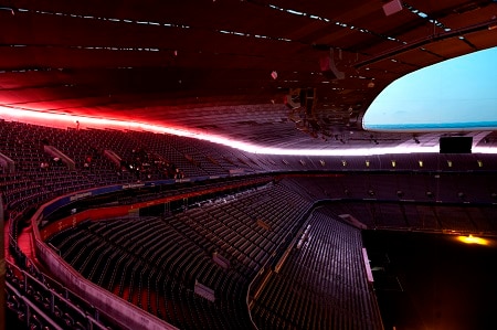 Philips-connected-LED-lighting-for-Allianz-Arena_All-round-lighting-effects-in-the-stadium