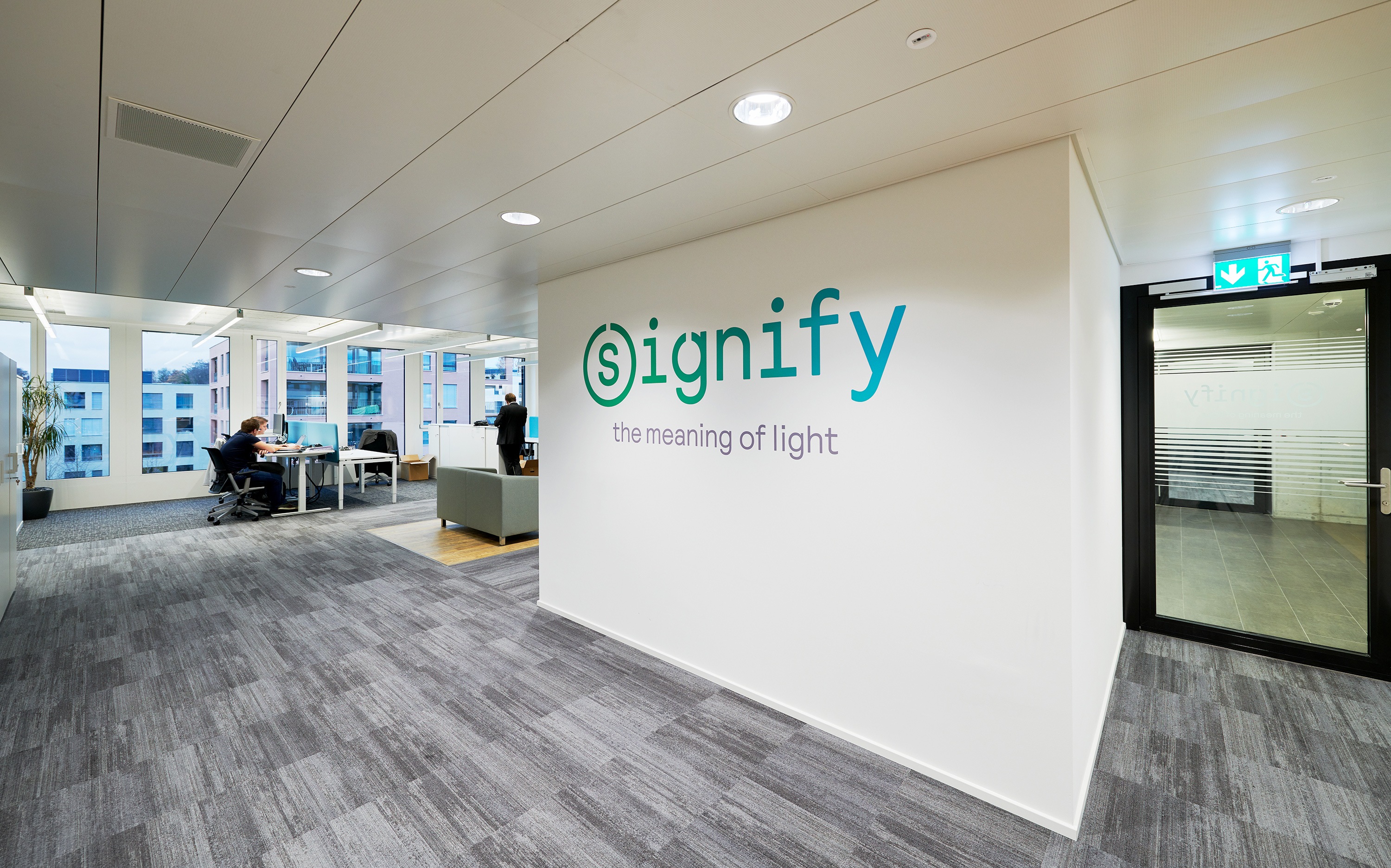 Signify Suisse dÃ©voile son Ã©clairage dynamique de bureau
