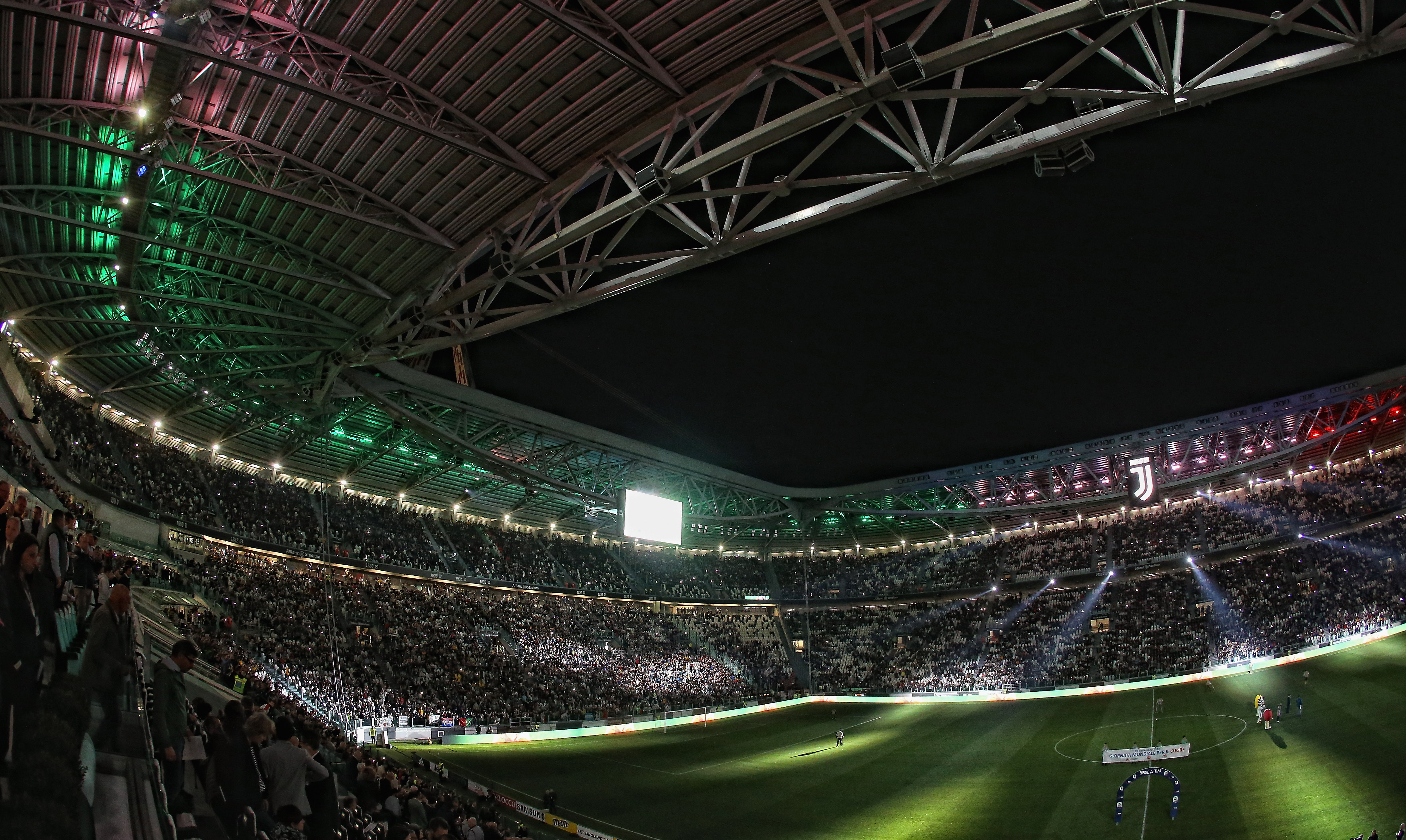 Cometh the match, cometh the light show | Signify Company Website