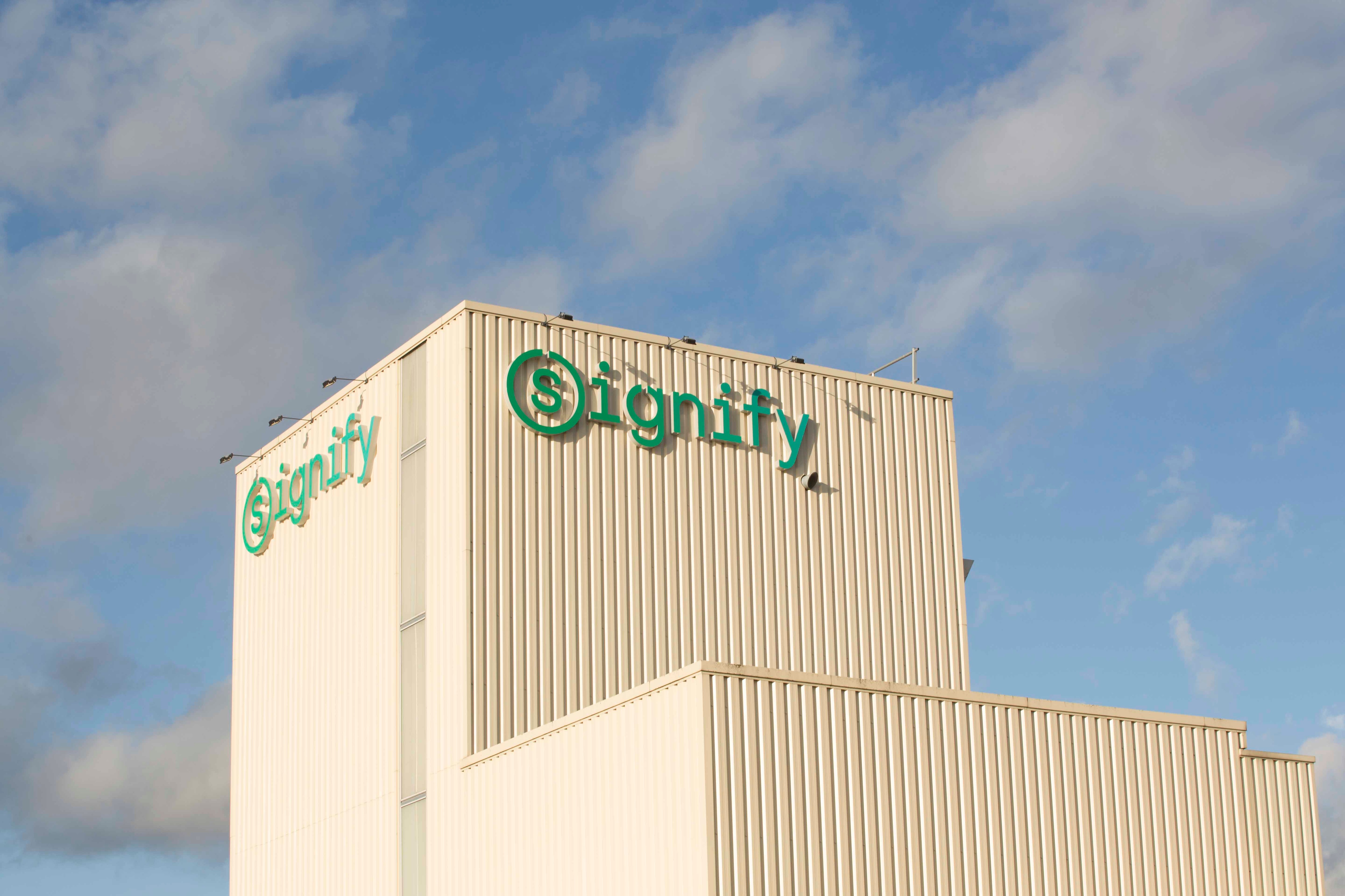 Signify launches tailormade 3D printed professional luminaires for a circular economy and