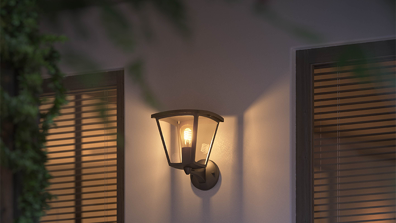 Hue Inara Outdoor Wall Light