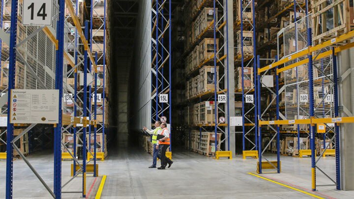 Signify delivers greener warehouse operations