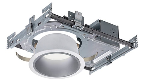 Lightolier : Calculite Evolution Recessed Downlight C4MRAWHW 4" Adj Accent Lightolier : Calculite Evolution Recessed Downlight C4MRAWHW 4" Adj Accent
