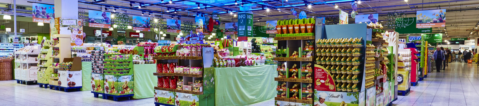 Transform the shopping experience with smart lighting