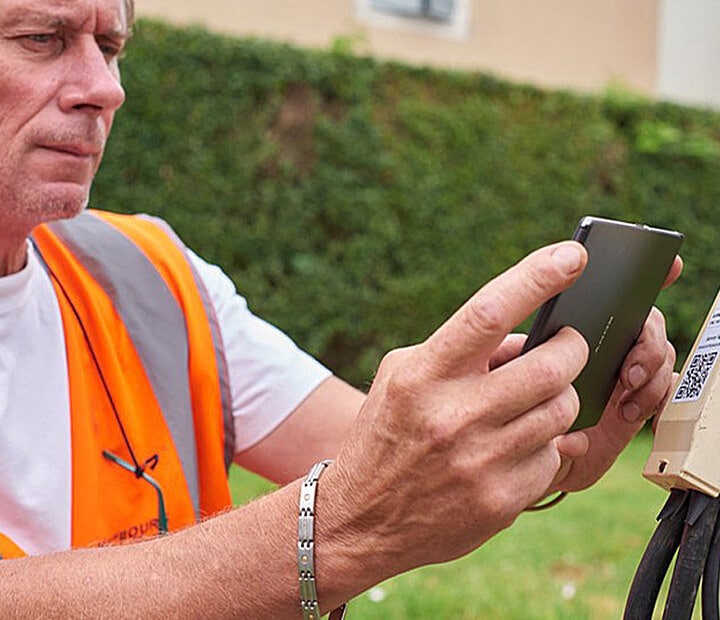 Signify Service tag