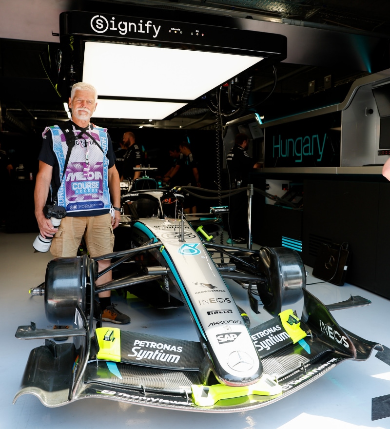 signify-supports-mercedes-amg-petronas-f1-team-with-lighting-technology