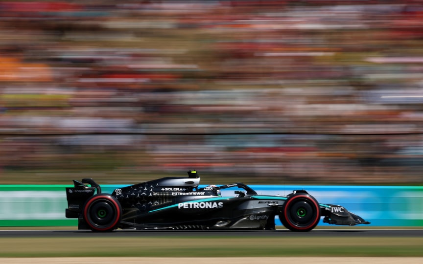  Signify podporuje tým Mercedes-AMG PETRONAS F1 technologiemi osvětlení