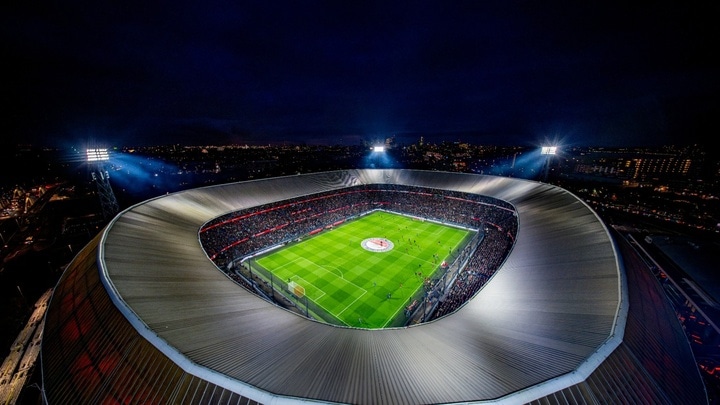 Signify udnævnt til FIFA Preferred Provider for projektørbelysning | Signify 