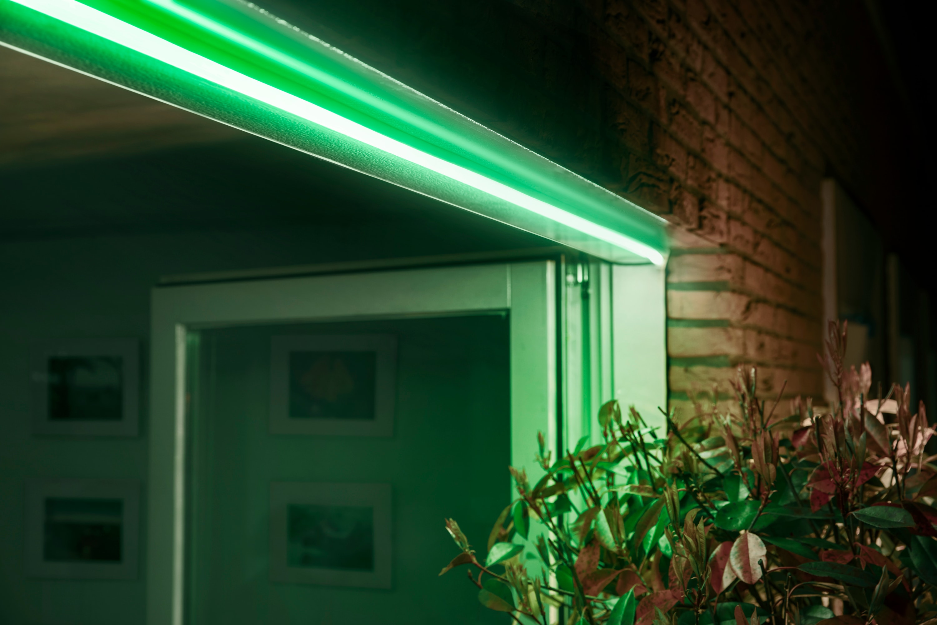 Philips hue white & color ambiance outdoor lightstrip 2m on sale