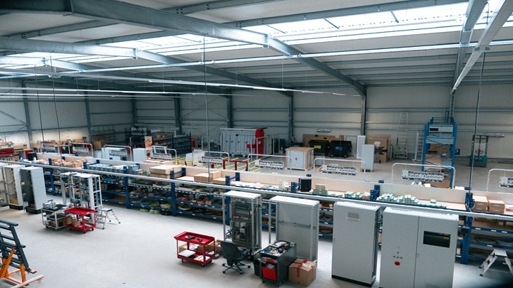 Fertigungshalle des IB Walther