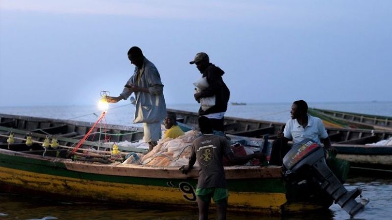 UV-C disinfection  Solar powered fishing lamp used by Tanzanian fishermenbeing used to disinfect self-scanners at EDEKA’s supermarket in Hamburg