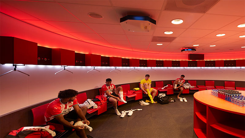 PSV’s dressing room fitted with UV-C disinfection upper air luminaires