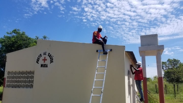Light for rural clinics, Mozambique