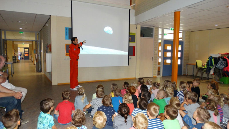 Schoolhelden presenting