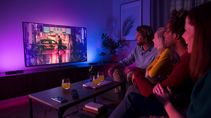 Philips ambiance le salon avec de nouvelles lampes connectées : Hue Signe  et Play