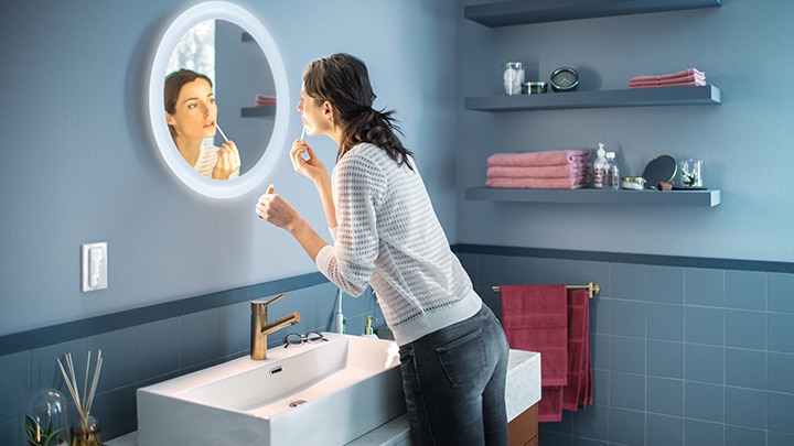 Veil Typically Lodging Mirror mirror on the wall... Hue is the smartest of them all | Signify  Company Website