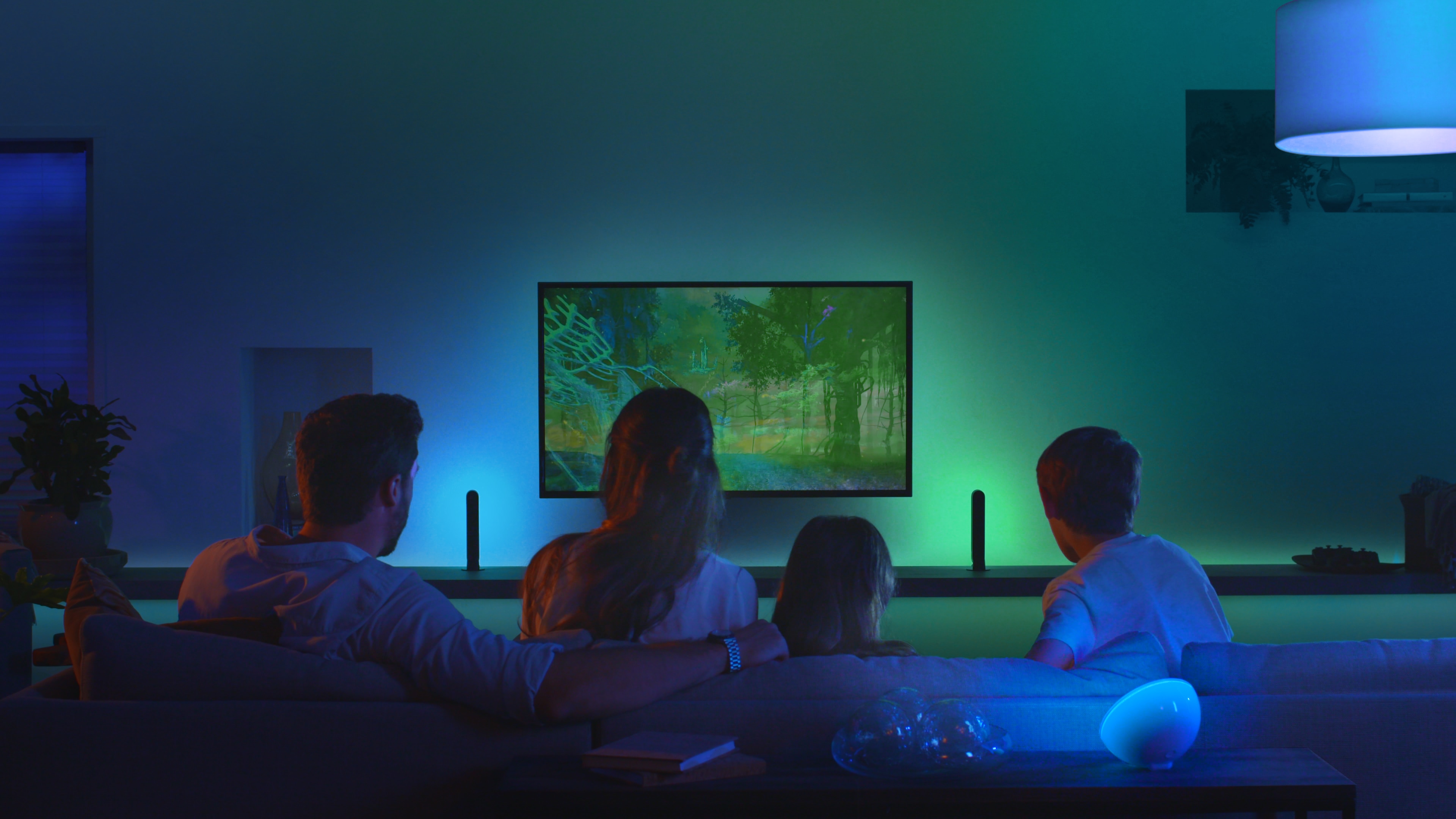 The Philips Hue Play HDMI Sync Box makes any home theater a bit more  theatrical