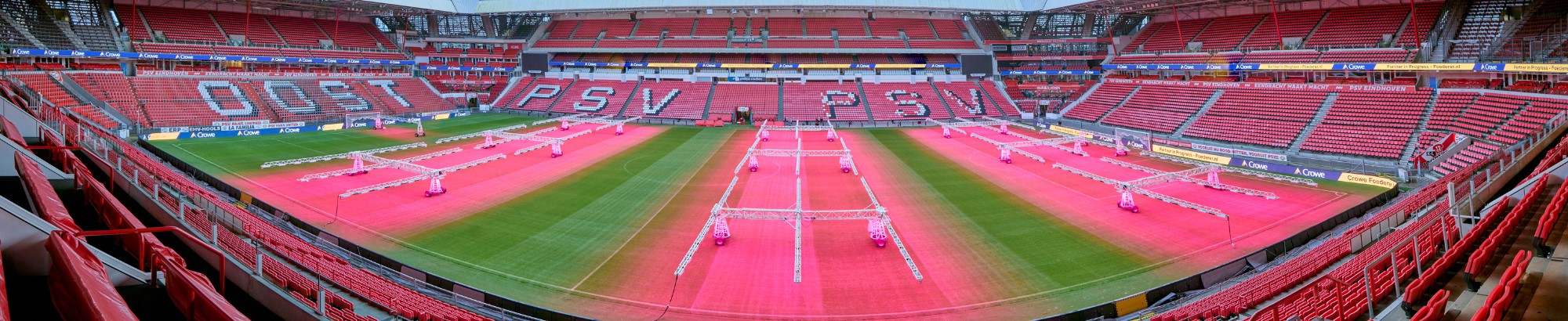 Optimal turf growth and energy savings in the Philips Stadium
