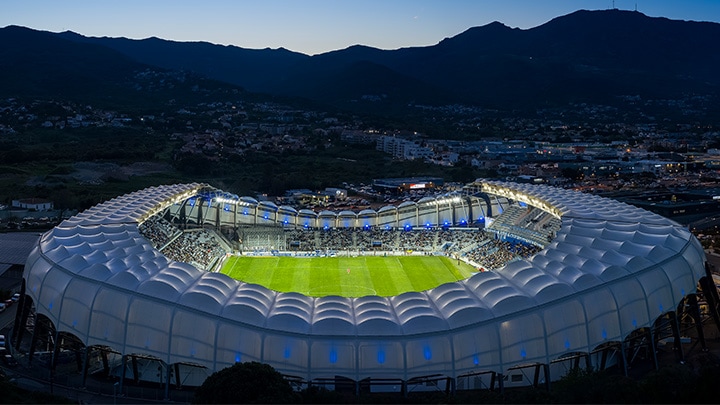 Lighting the modern stadium