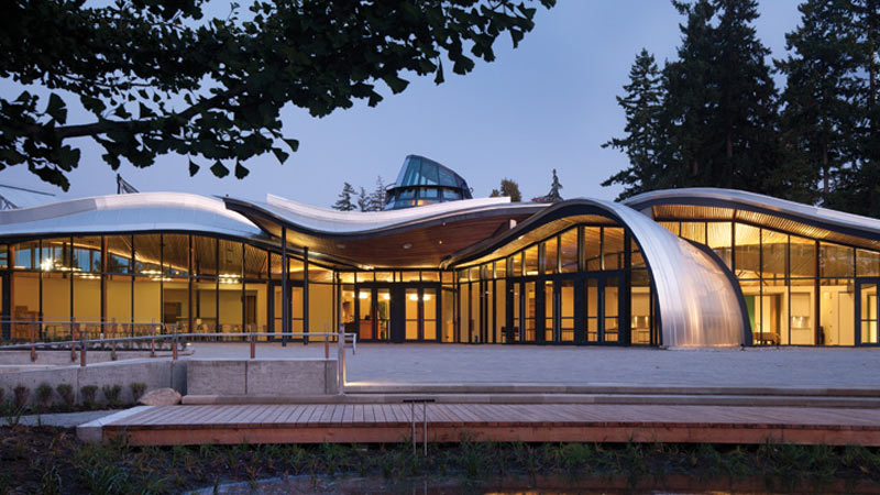 VanDusen Botanical Garden Visitors Center, Vancouver, BC, Canada – Lighting designer: Galina Zbrizher © Nic Lehoux