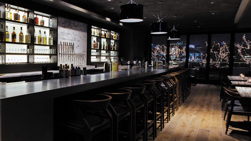 Two Brothers craftsman Cocktail lounge by Two Brothers, Naperville, IL, United States – Lighting designer Peter Hugh © Hugh Lighting Design