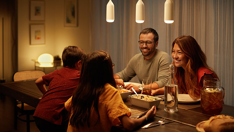 dinner scene