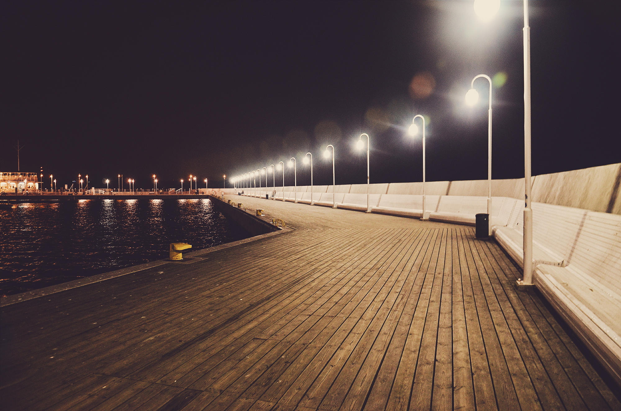 interact city getty night lightning