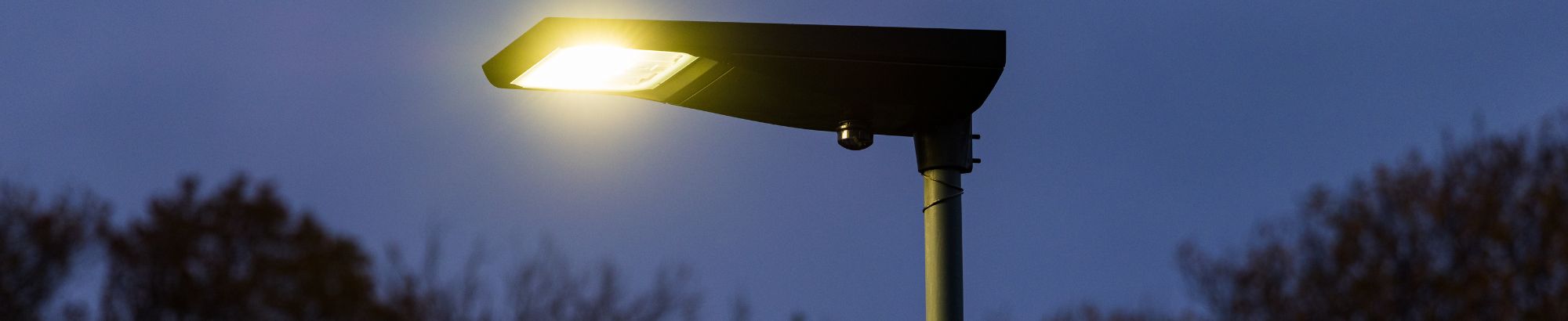 Signify's Solar Hybrid Street Lighting Enhanced Safety In Edinburgh