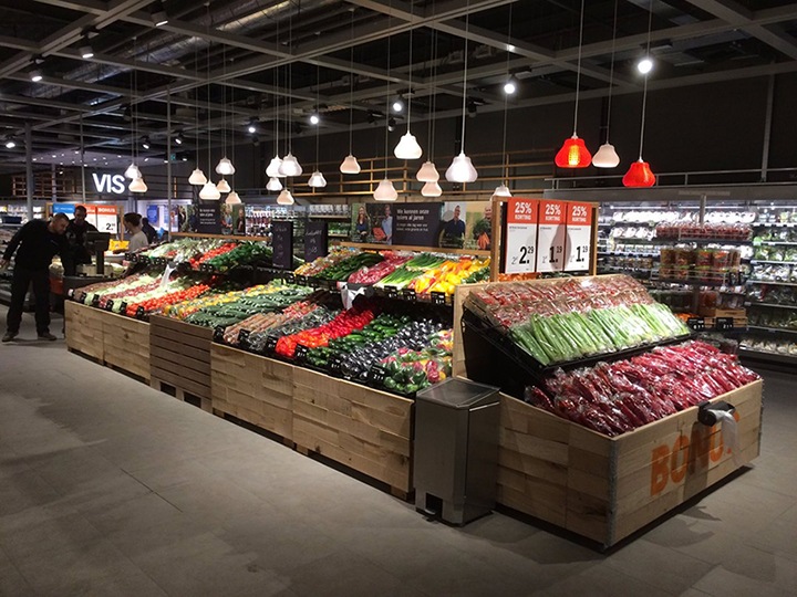 Grocery store lights