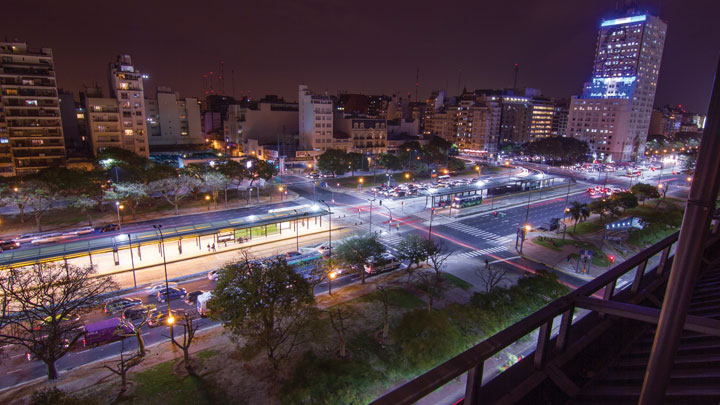 Cellular vs. RF mesh: which communications platform is best for connected street lighting?