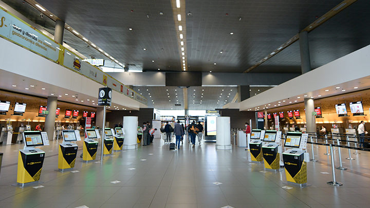 Iluminación Aeropuerto El Dorado