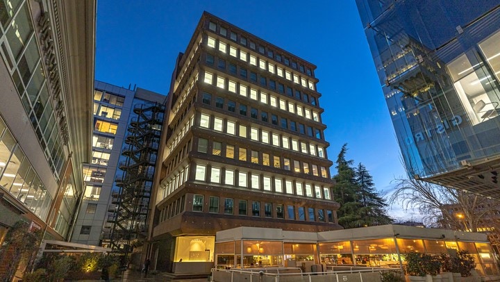 Alba Patrimonio Inmobiliario confía en la iluminación de Signify