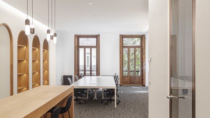 Un refugio contemporáneo en un icono histórico