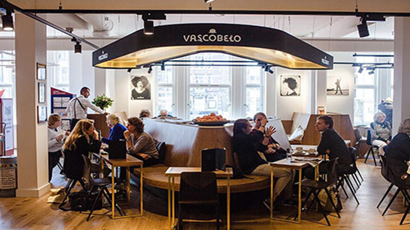 Vascobelo in Scheltema boekenwinkel