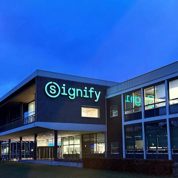 Signify berada terdepan dalam pencahayaan profesional